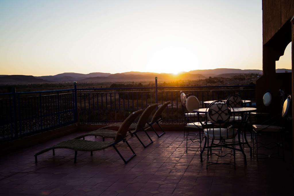 Hotel Dar Amoudou Ouarzazate Exterior foto